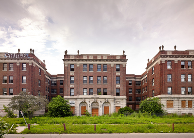 Farrand Park Apartment, 2013